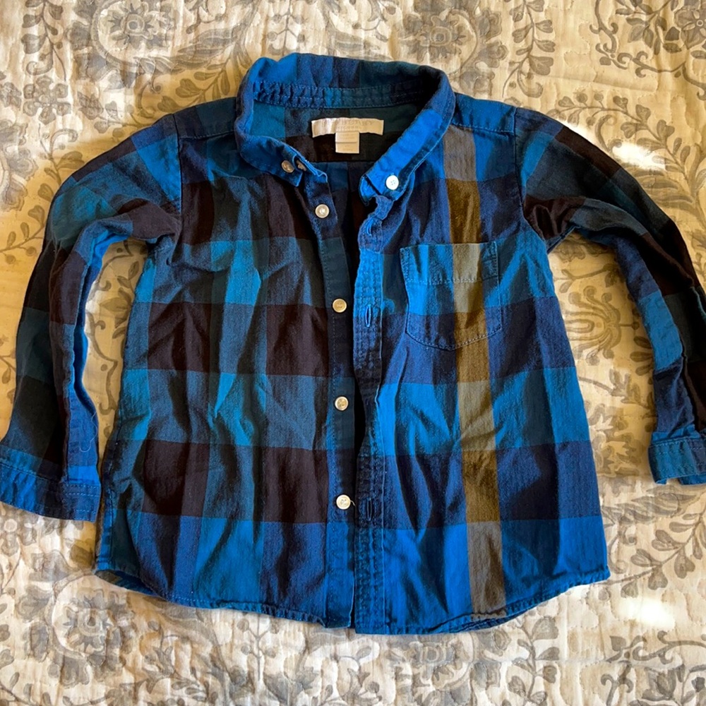 Burberry boys long sleeve short 2y